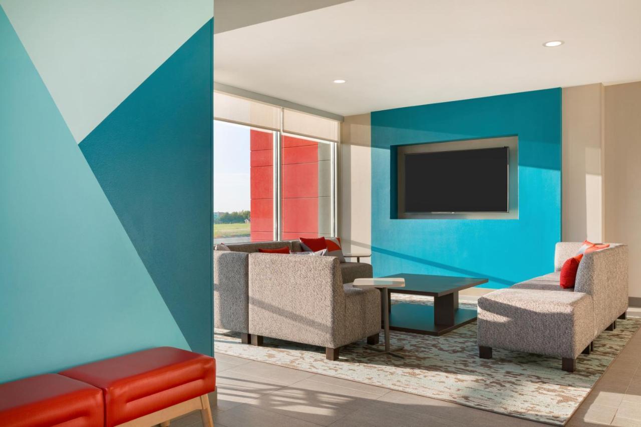 Avid Hotel - Toronto - Vaughan Southwest By Ihg Exteriör bild