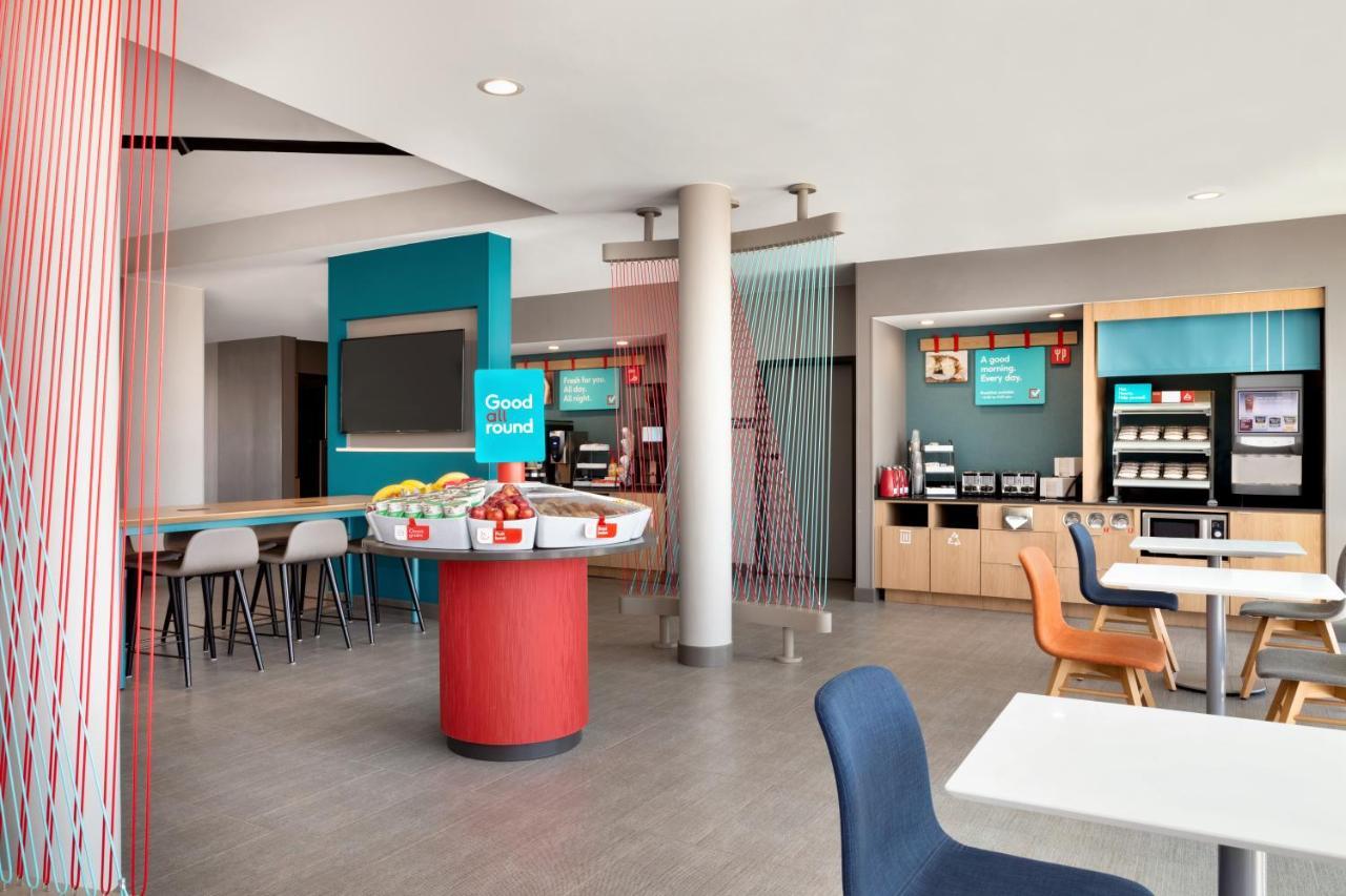 Avid Hotel - Toronto - Vaughan Southwest By Ihg Exteriör bild