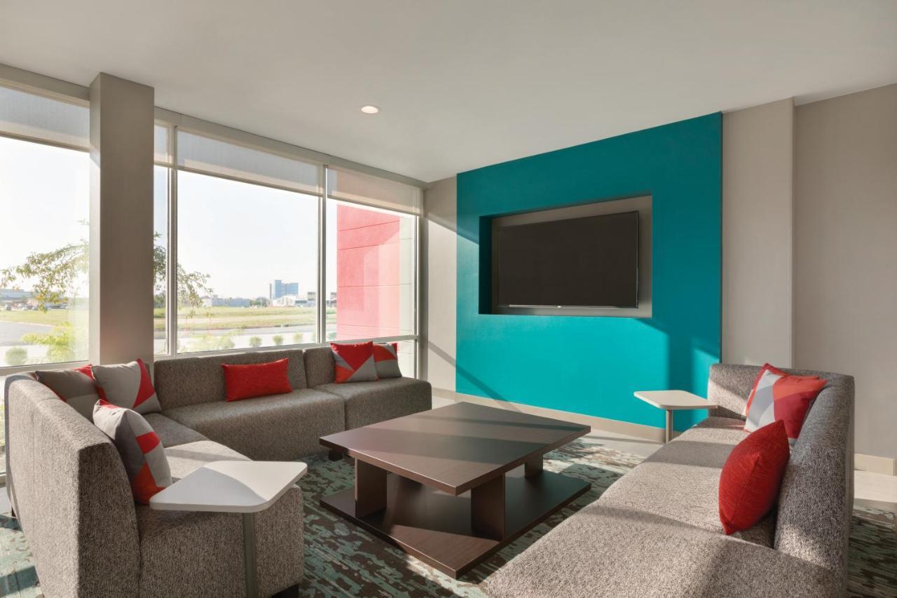 Avid Hotel - Toronto - Vaughan Southwest By Ihg Exteriör bild